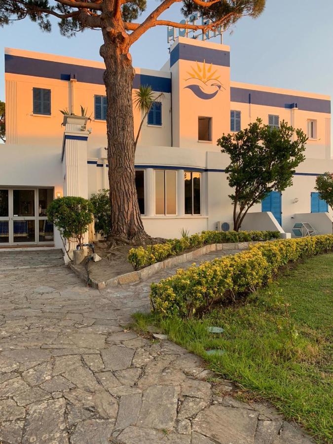 Hotel Bellevue Saint-Florent  Exterior photo